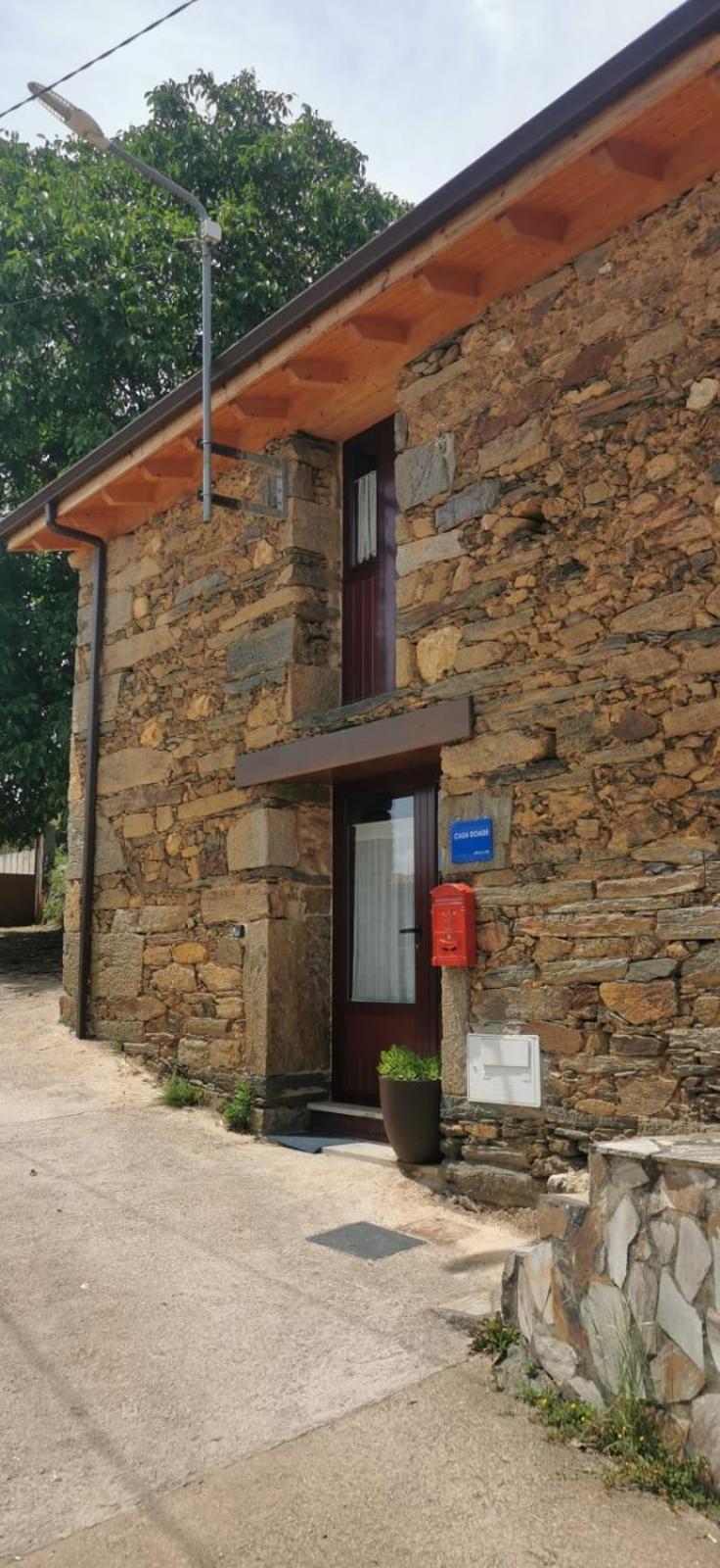 Casa Doade, En A Ribeira Sacra Villa Exterior photo